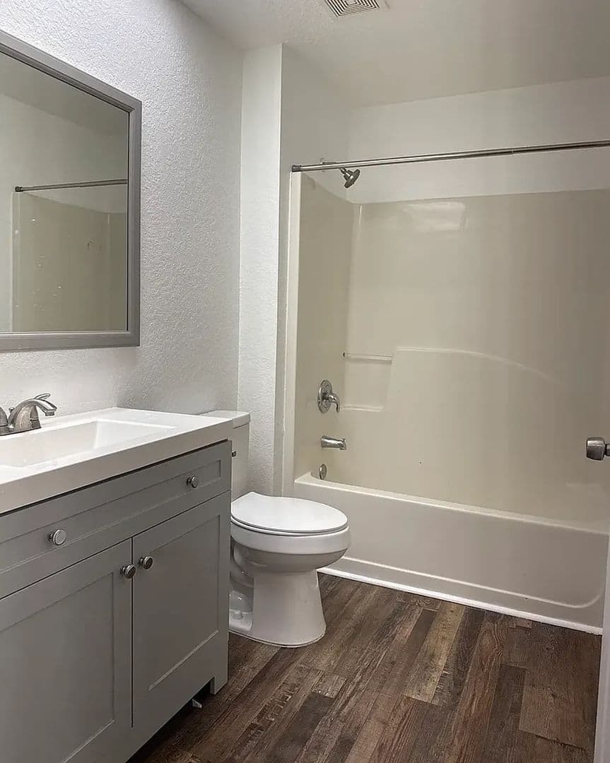 Spring Hill Apartment: 4367 Millwood Rd