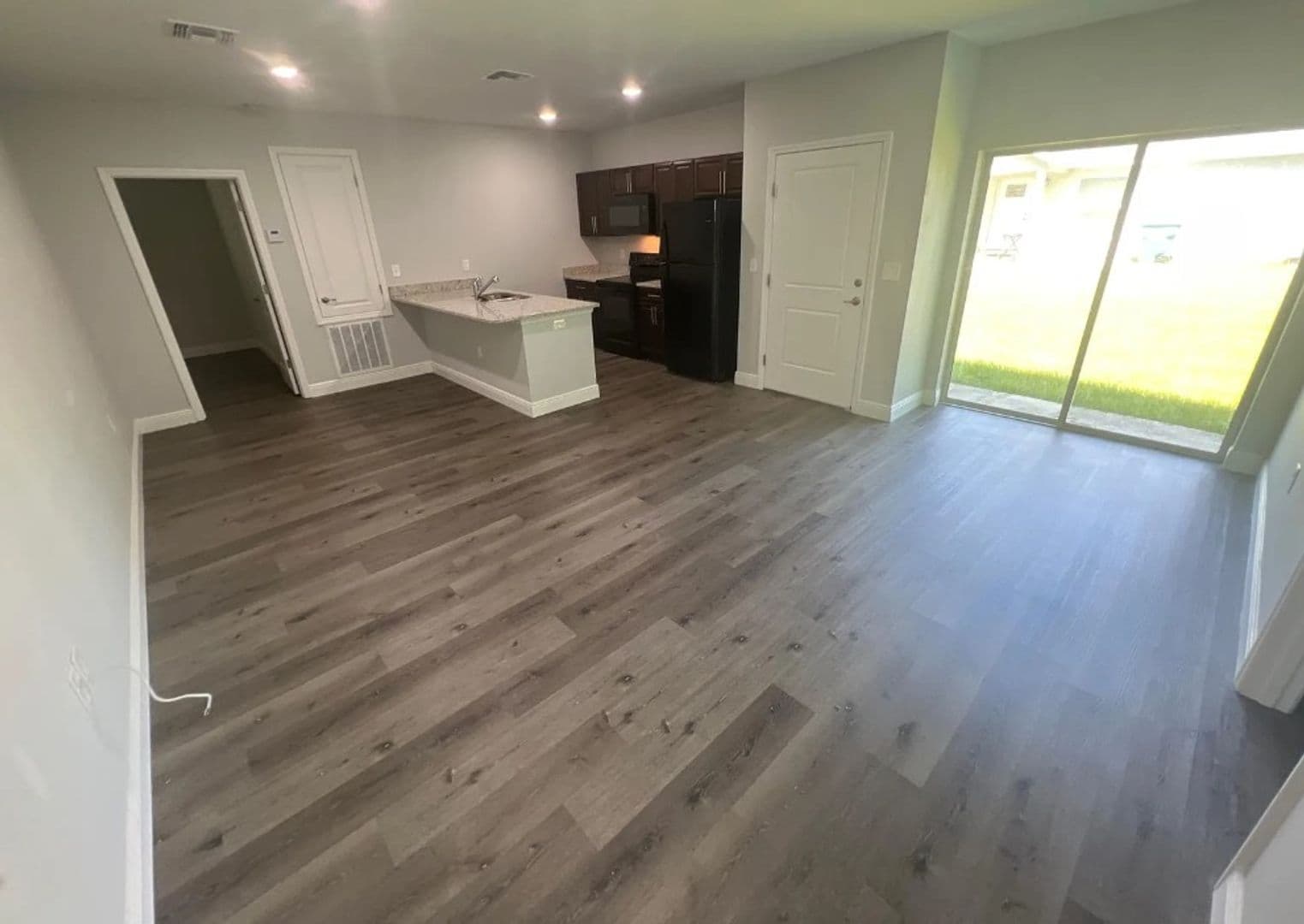 Deltona Apartment: 2261 Florida Drive