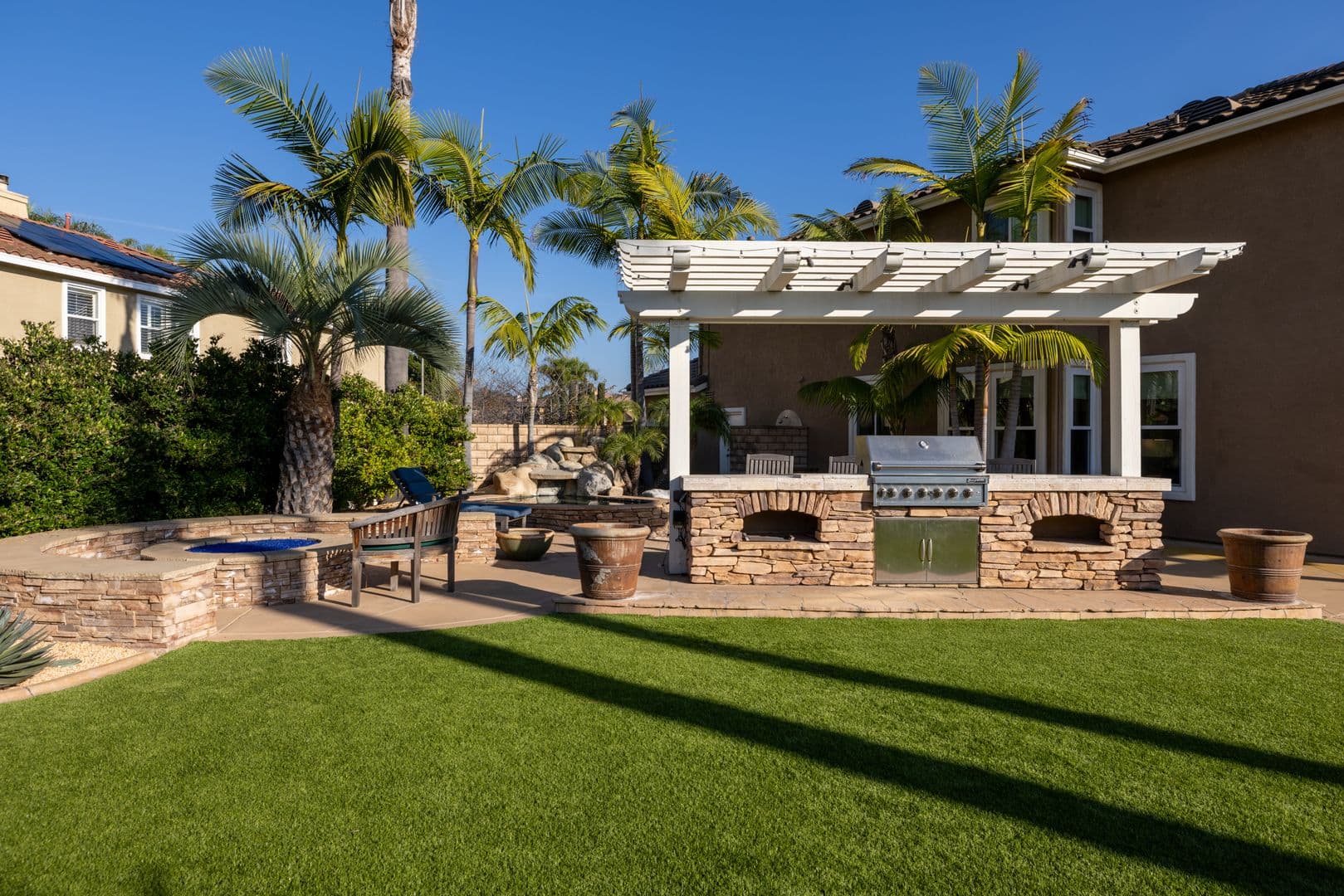 Carlsbad House: 2215 Paseo Saucedal