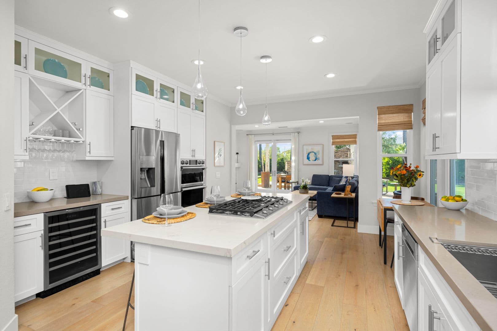 Carlsbad House: 2215 Paseo Saucedal