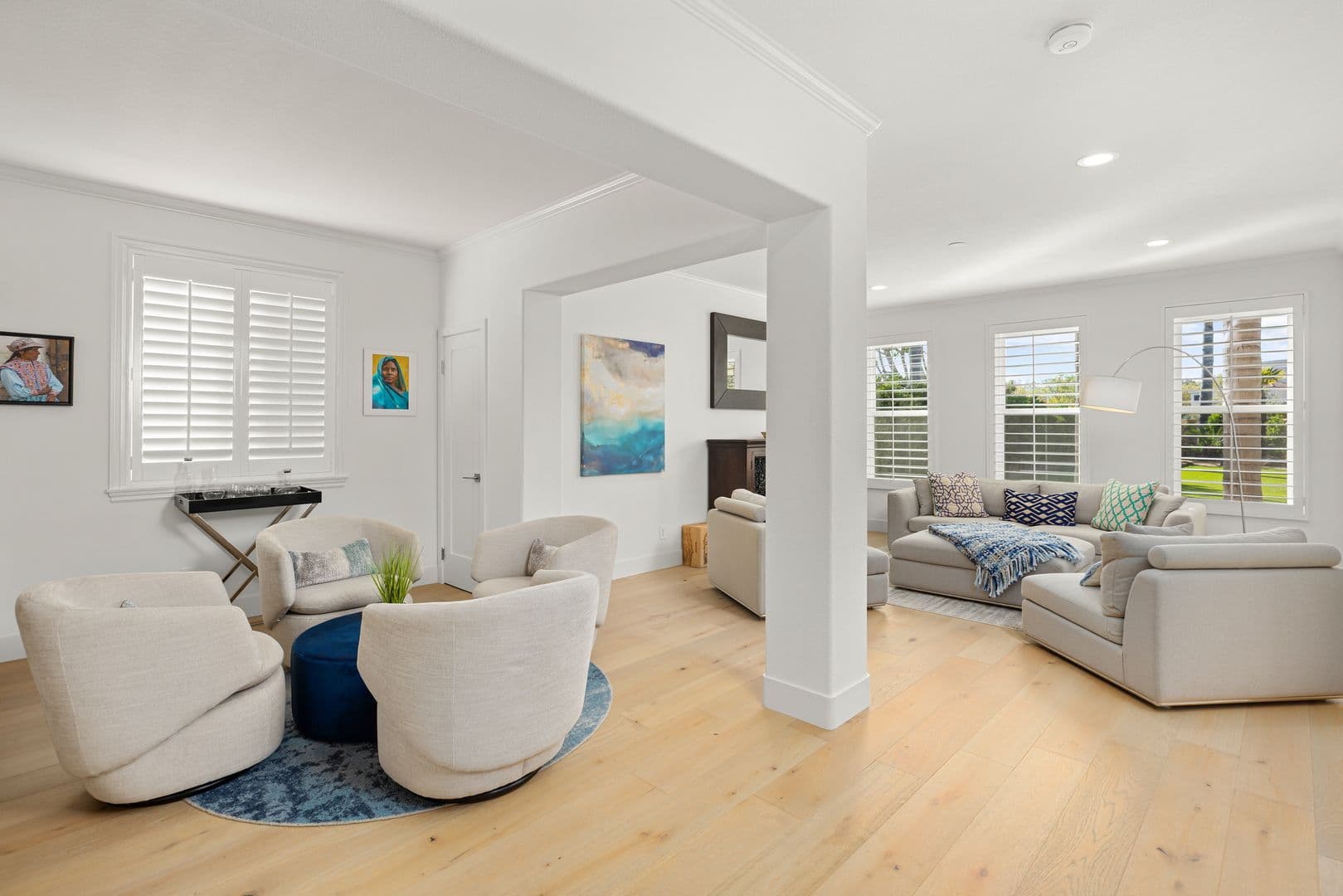 Carlsbad House: 2215 Paseo Saucedal