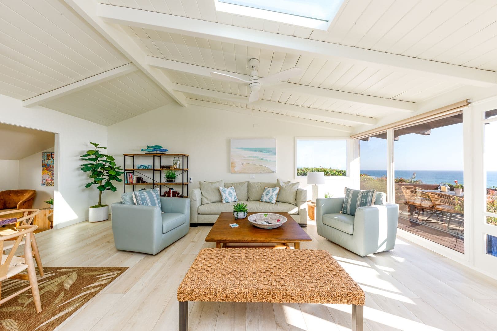 Del Mar House: 110 8th St