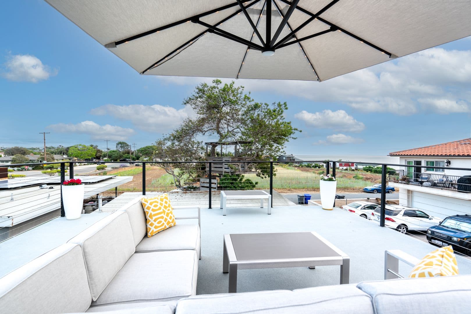 Cardiff By The Sea House: 1236 Summit Ave