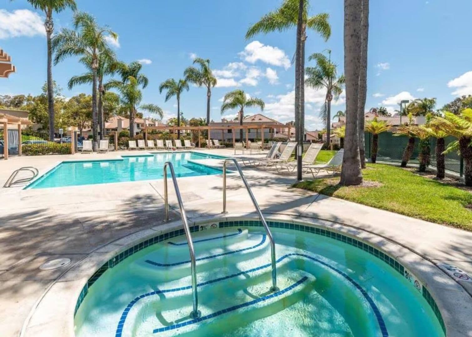 San Diego Townhome: 3691 Caminito Cielo Del Mar