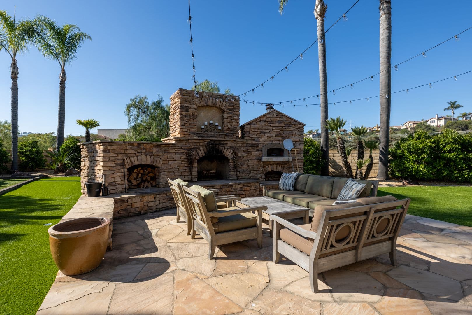 Carlsbad House: 2215 Paseo Saucedal