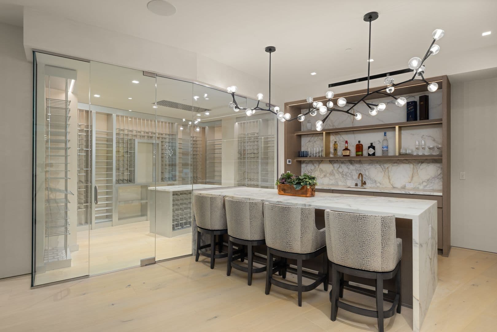 Del Mar House: 516 Stratford Ct.