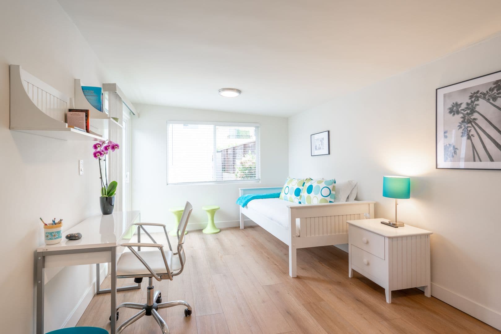 Cardiff By The Sea House: 1236 Summit Ave