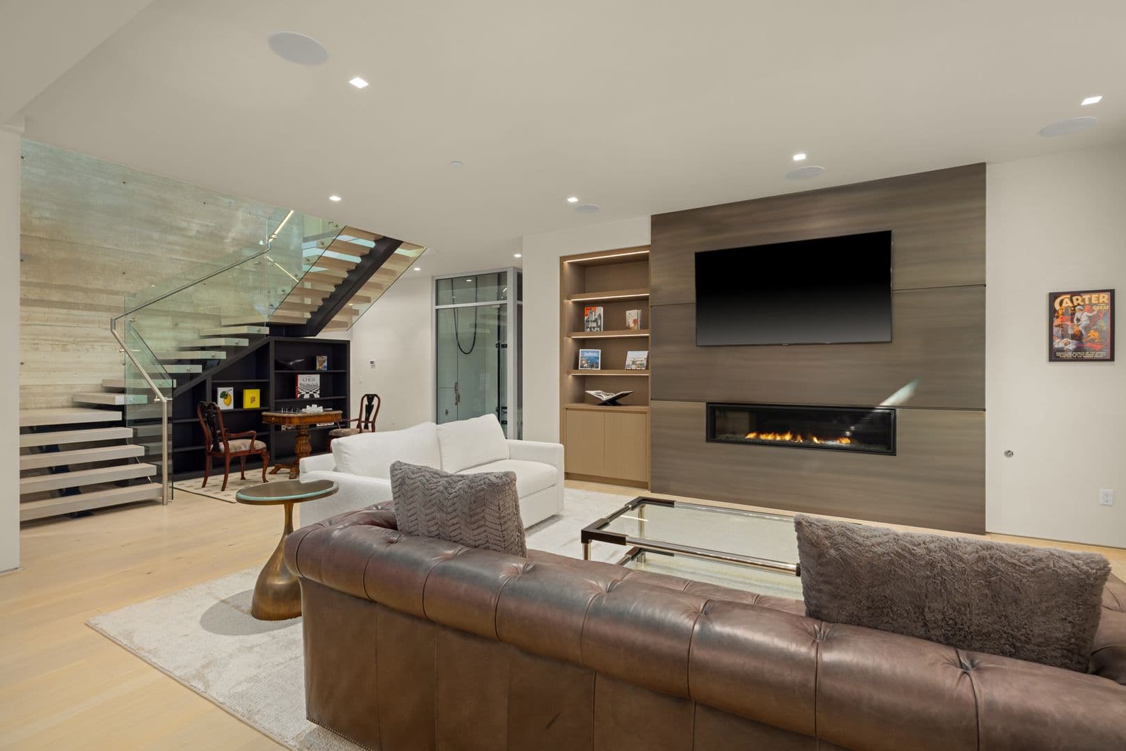 Del Mar House: 516 Stratford Ct.