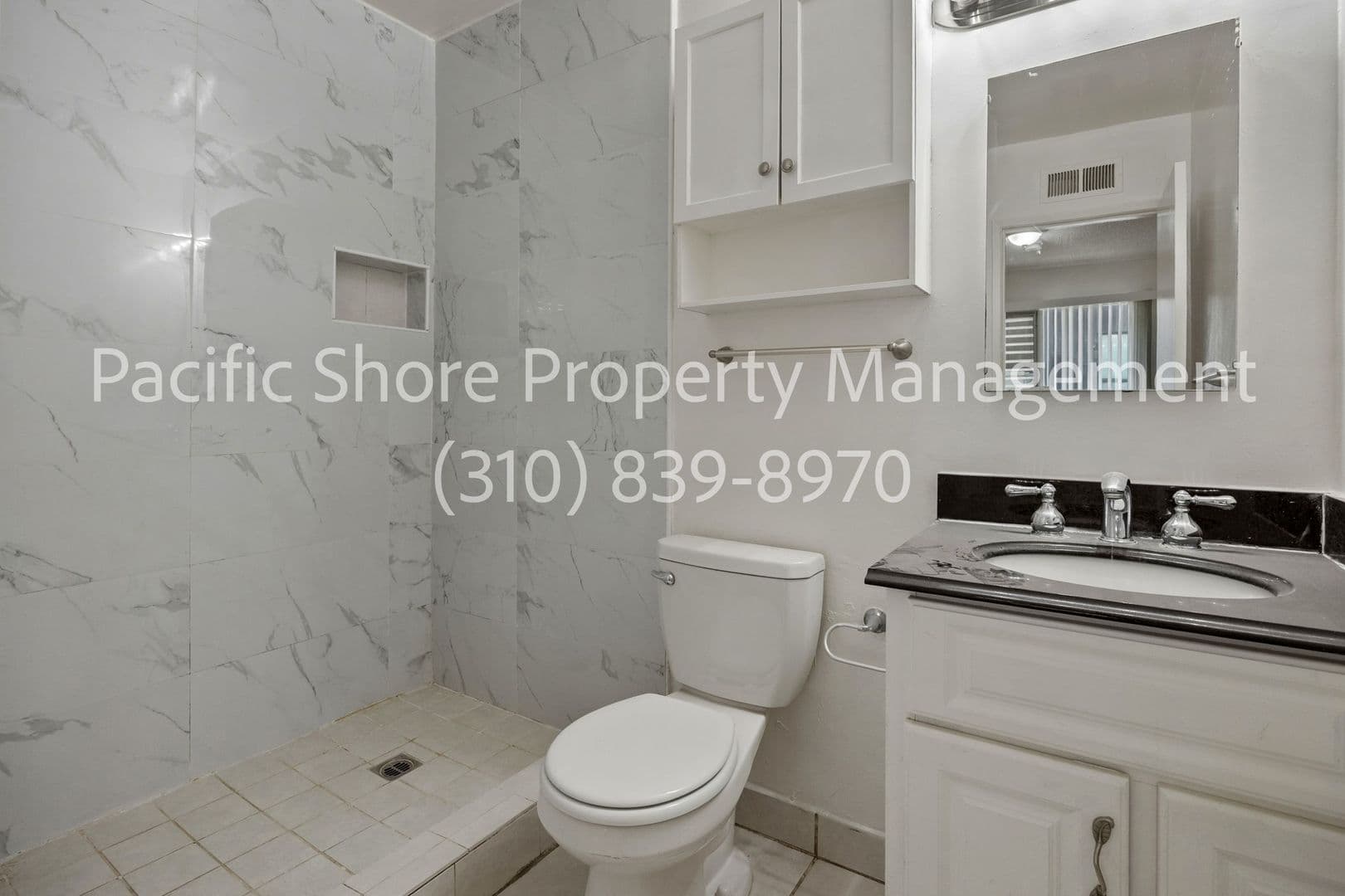 Los Angeles Apartment: 12304 Rochester Avenue