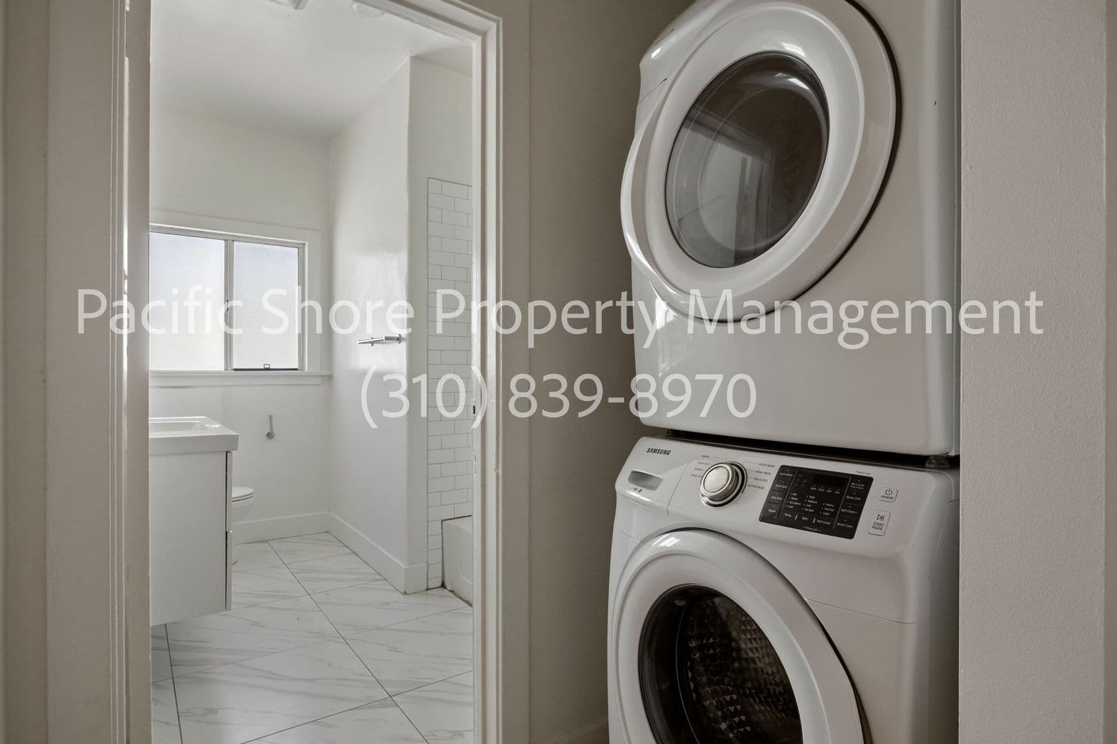 Los Angeles Apartment: 1020 N. Oxford Ave.,