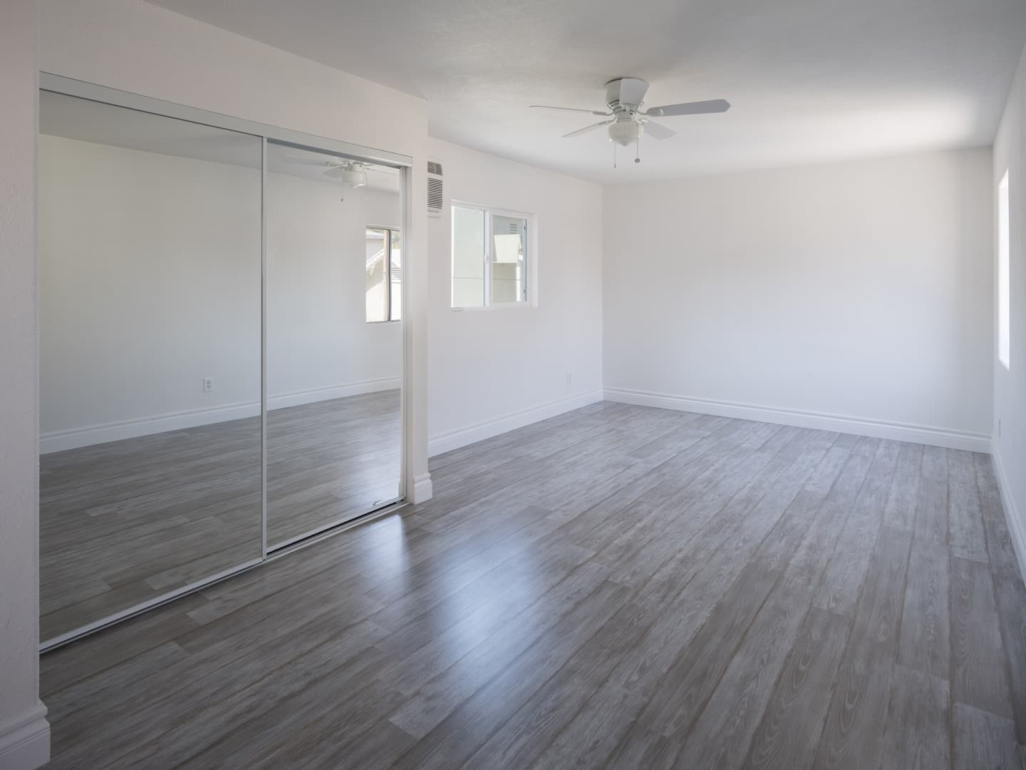 Los Angeles Apartment: 3615 Griffin Avenue