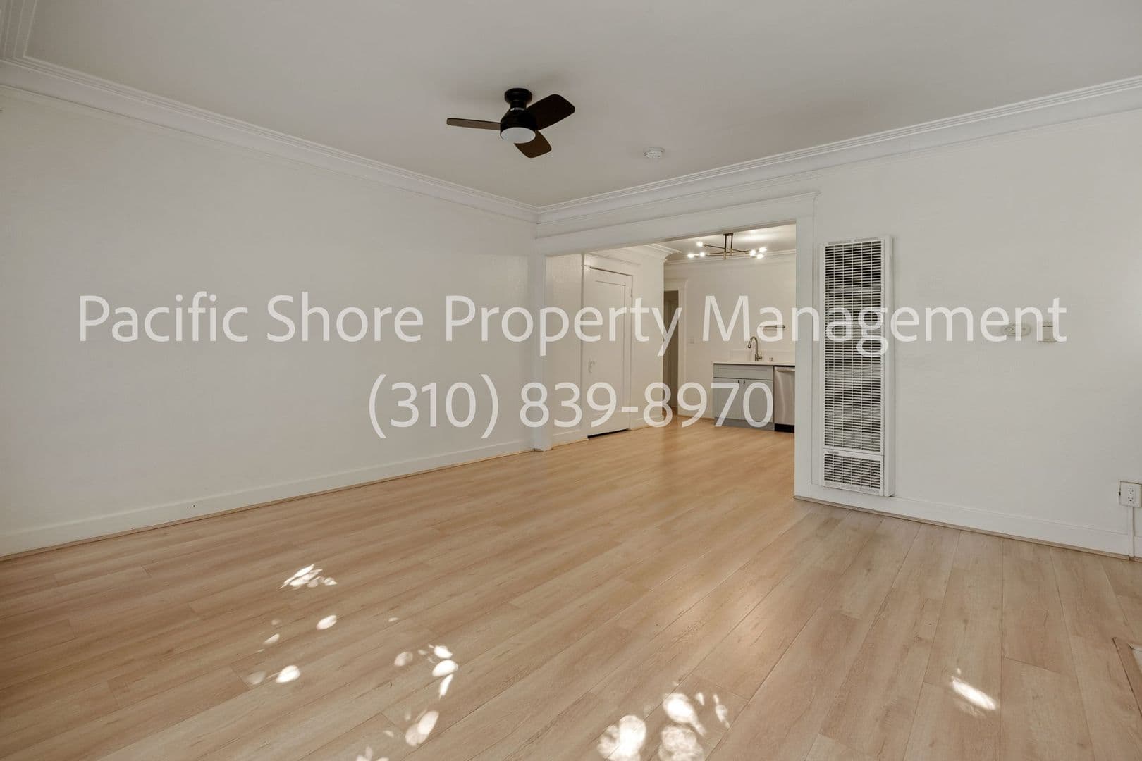Los Angeles Apartment: 1020 N. Oxford Ave.,