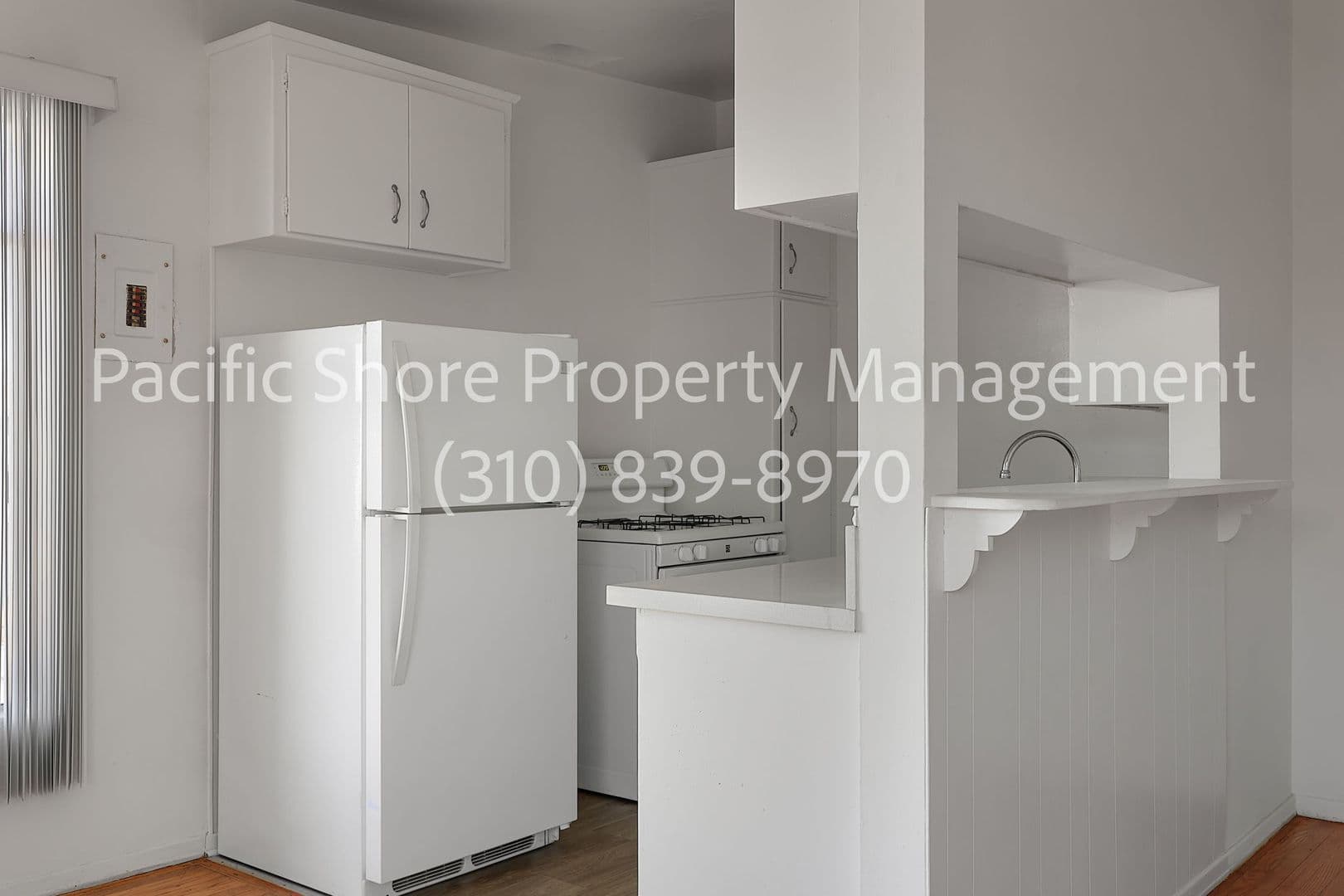 Los Angeles Apartment: 4848 St. Elmo Drive