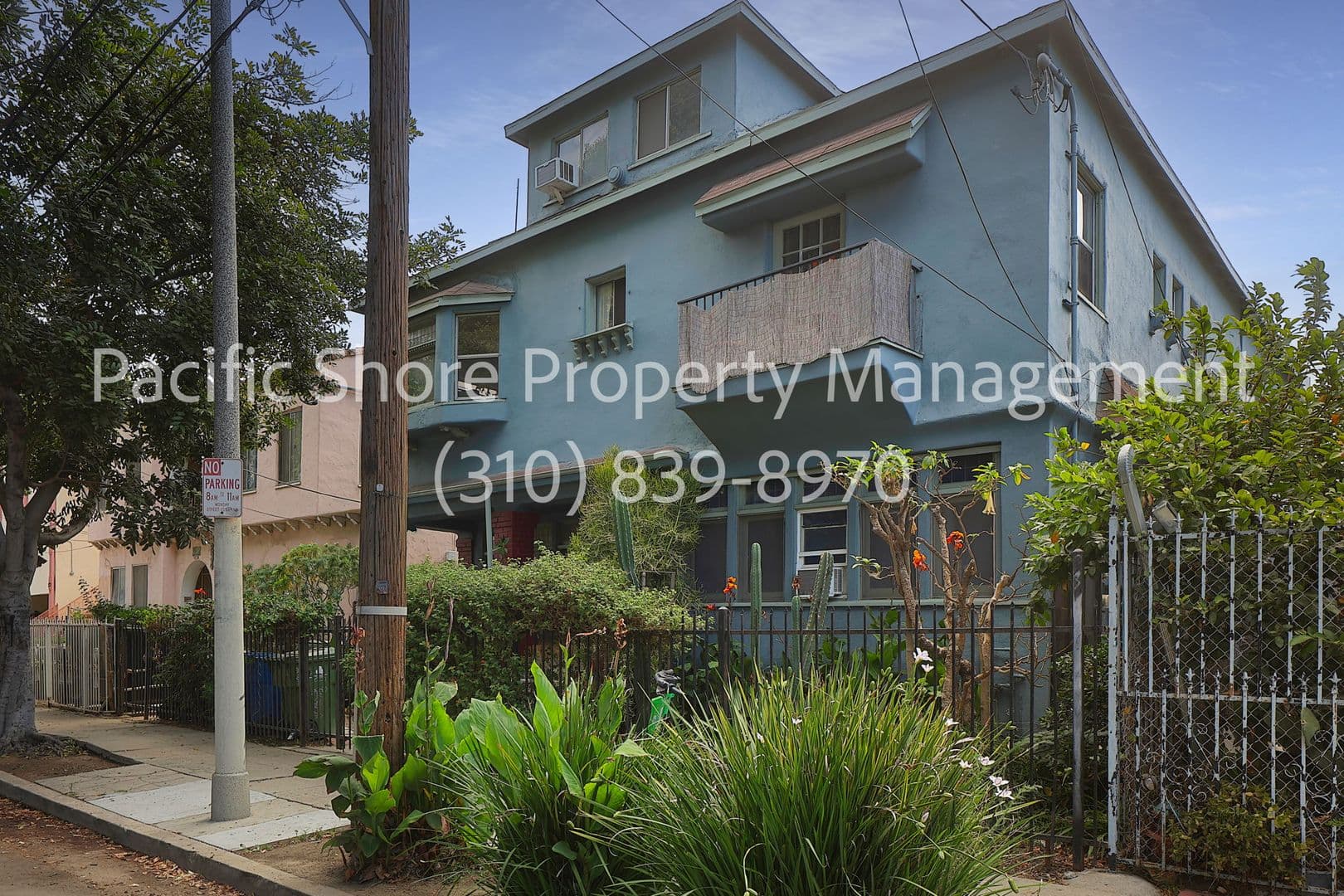 Los Angeles Apartment: 230 N. Bonnie Brae Street