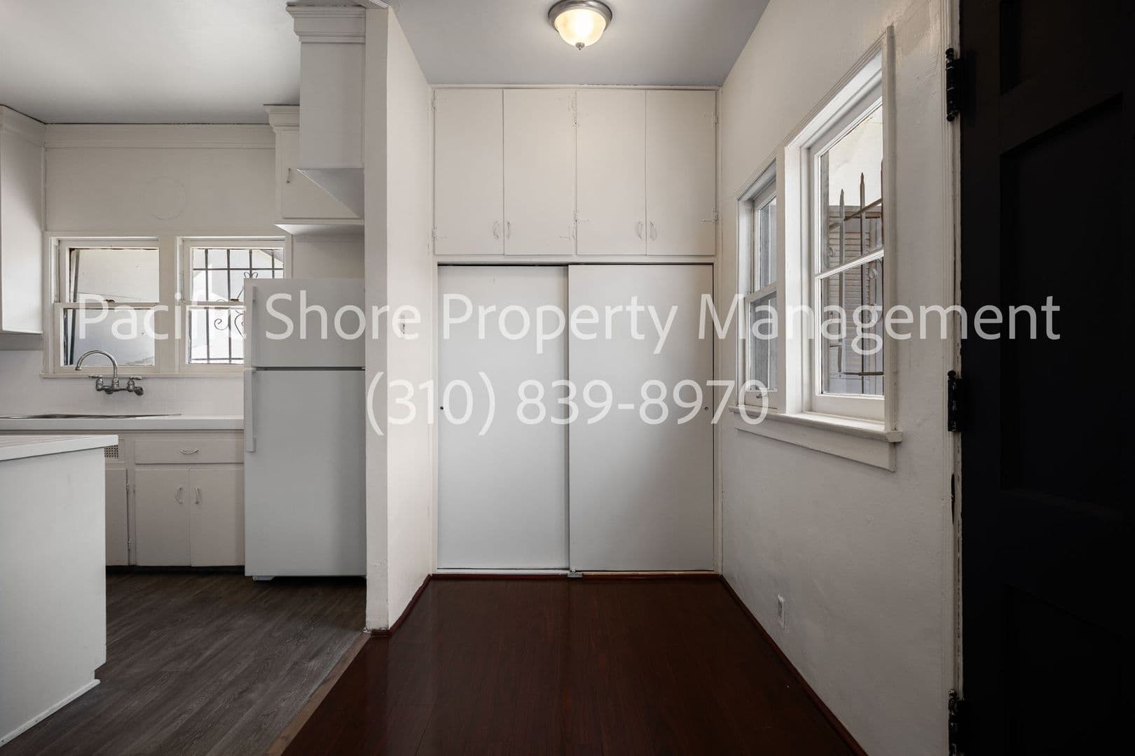 Los Angeles Apartment: 1236 Tamarind Ave.