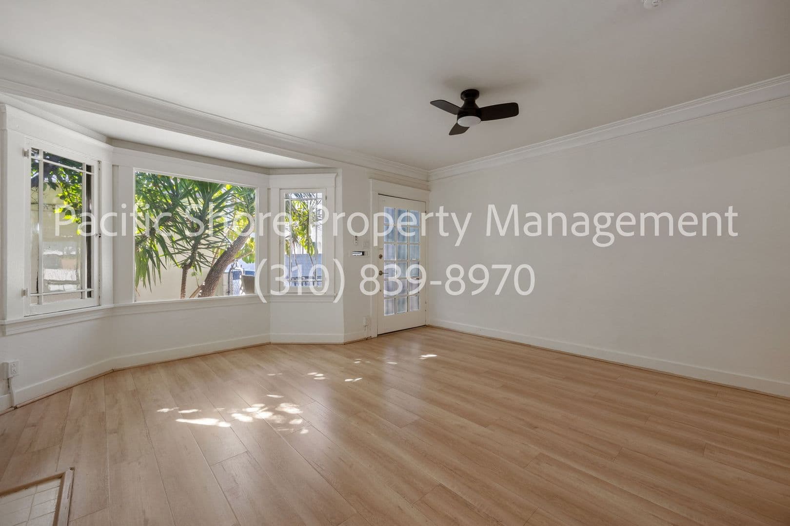 Los Angeles Apartment: 1020 N. Oxford Ave.,