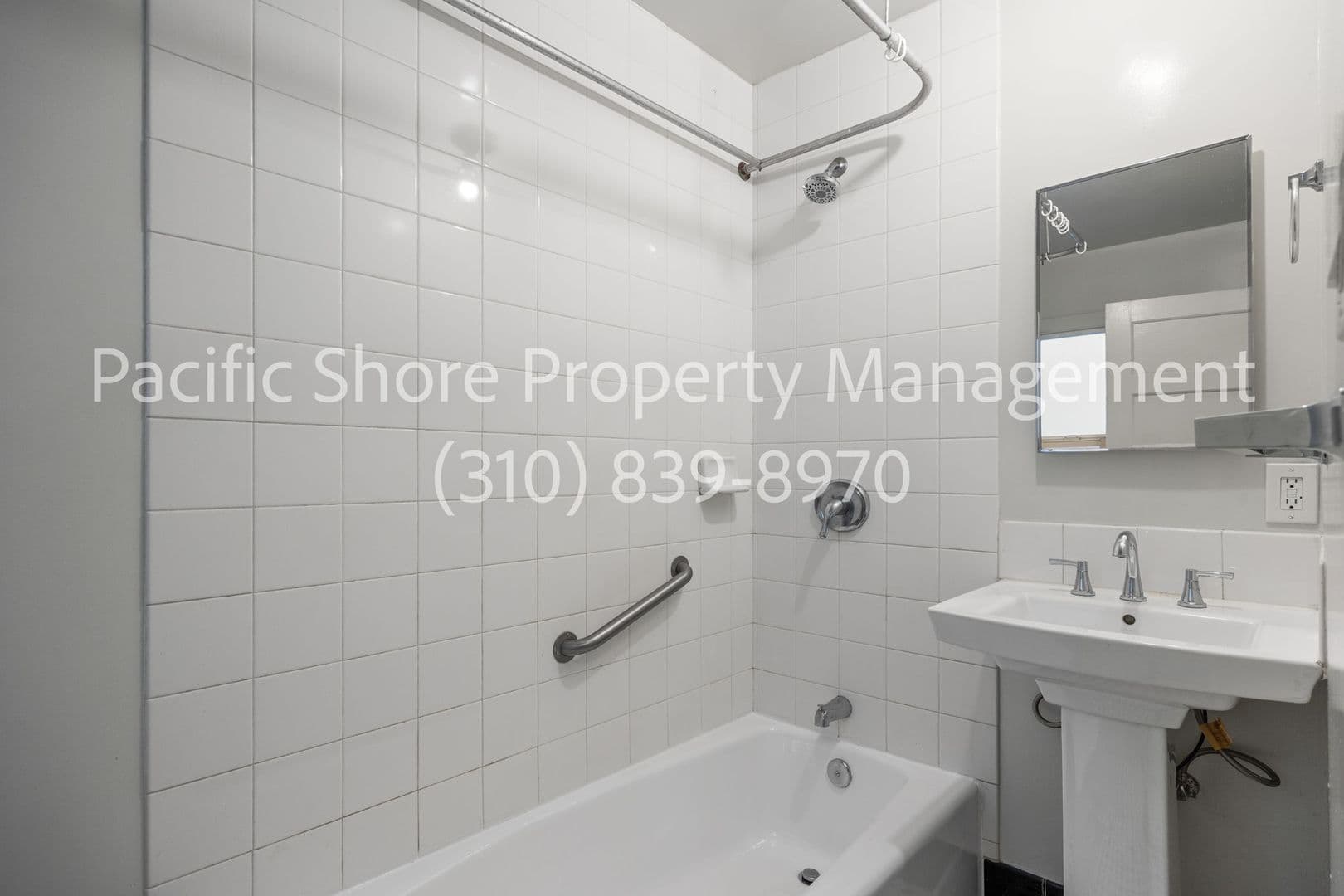 Los Angeles Apartment: 217 N. New Hampshire Ave