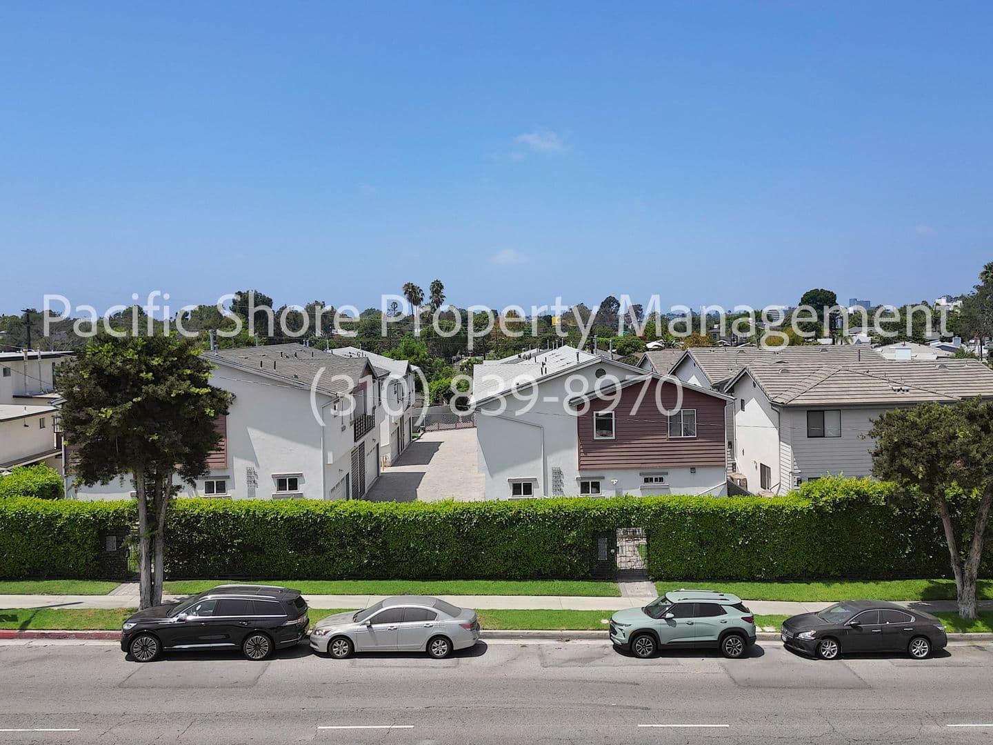 Los Angeles Apartment: 7205 S. La Cienega Blvd