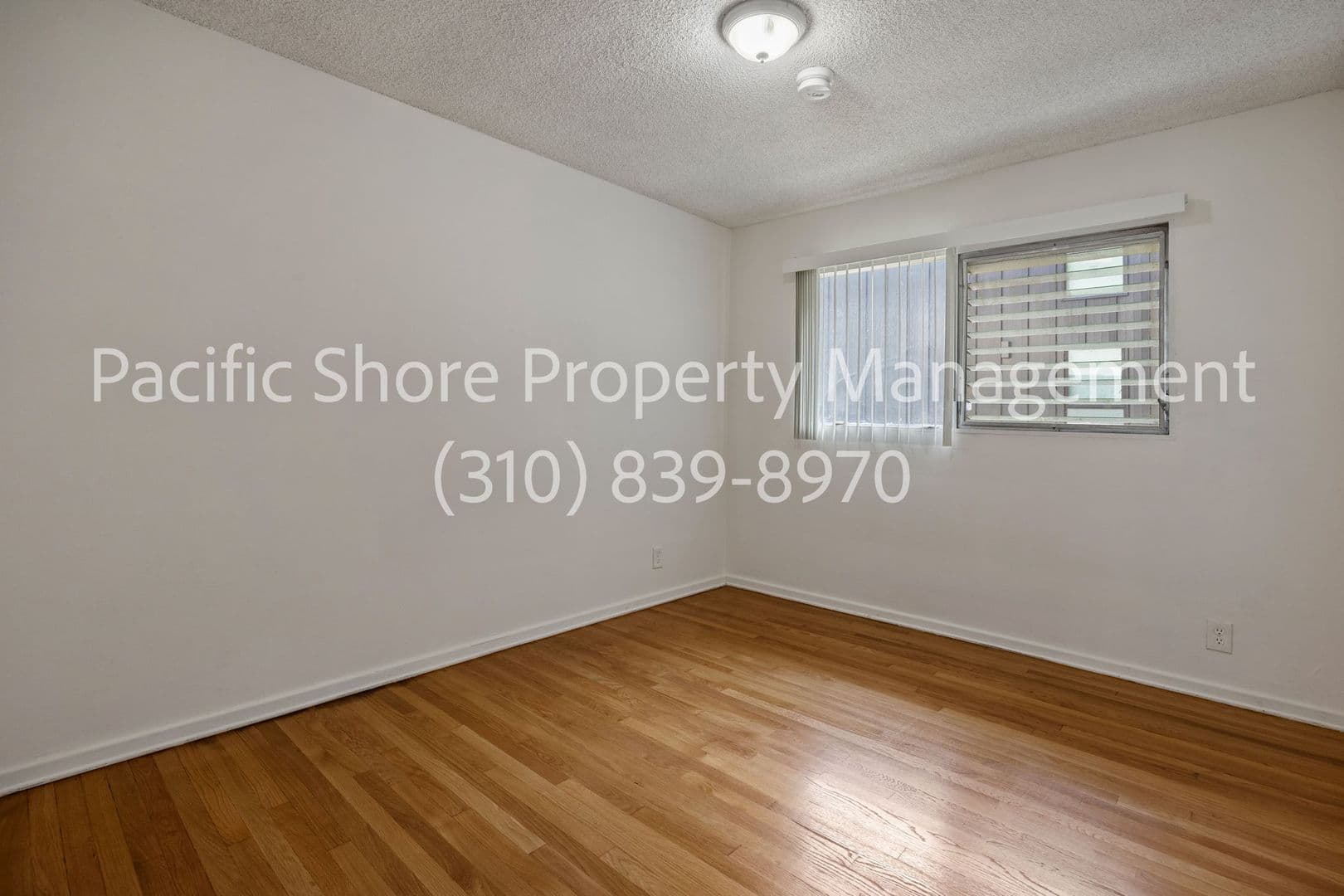 Los Angeles Apartment: 12304 Rochester Avenue