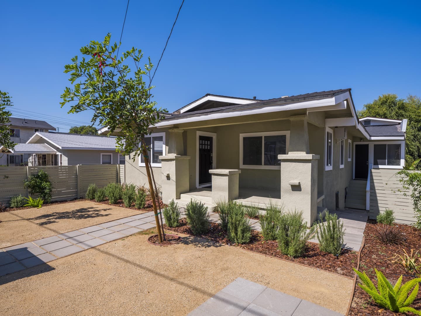 Los Angeles Apartment: 3615 Griffin Avenue