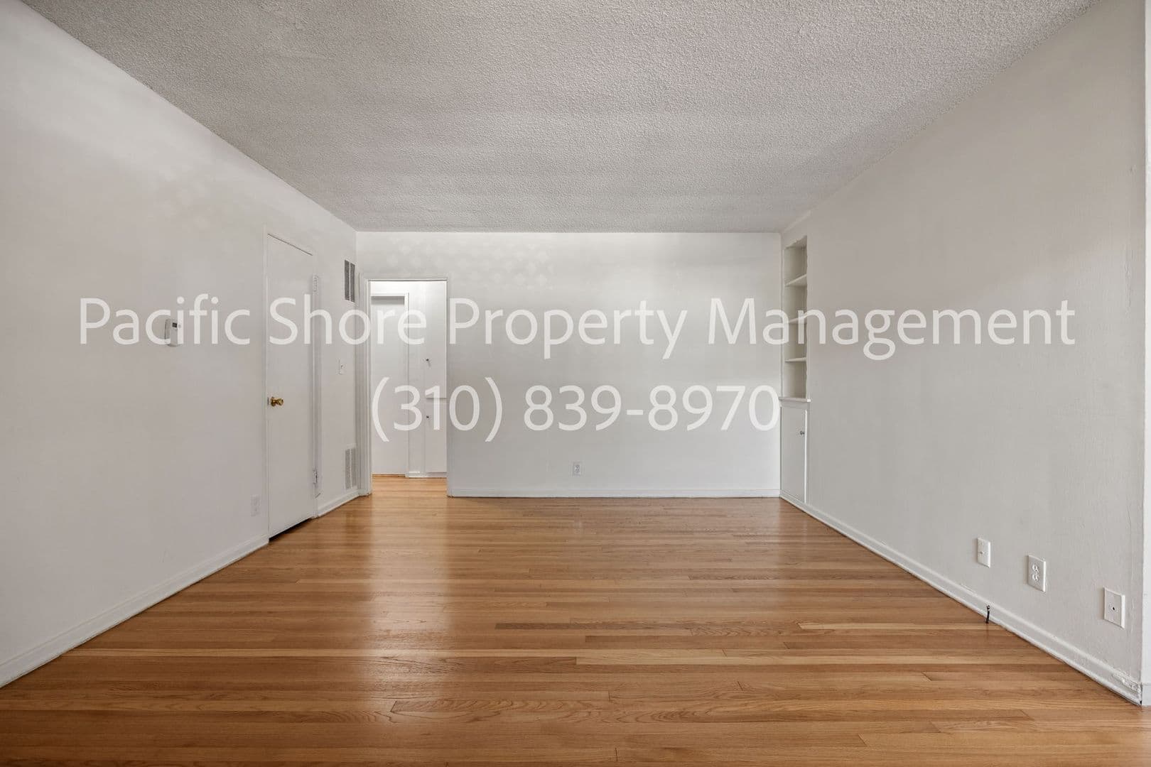Los Angeles Apartment: 12304 Rochester Avenue