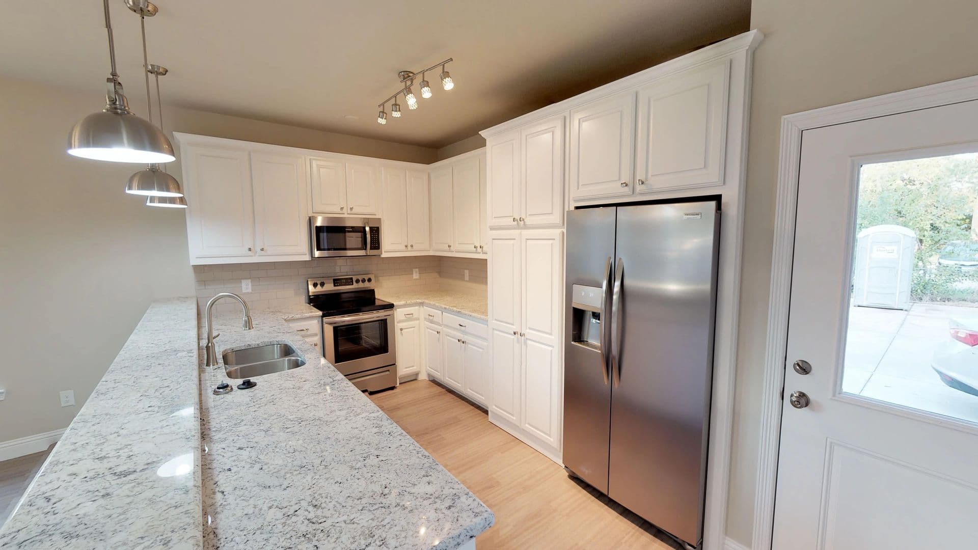 Denton Apartment: 1003 Avenue A