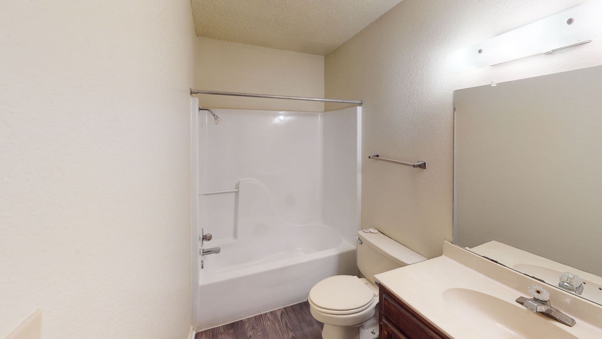 Denton Apartment: 918 Cleveland St