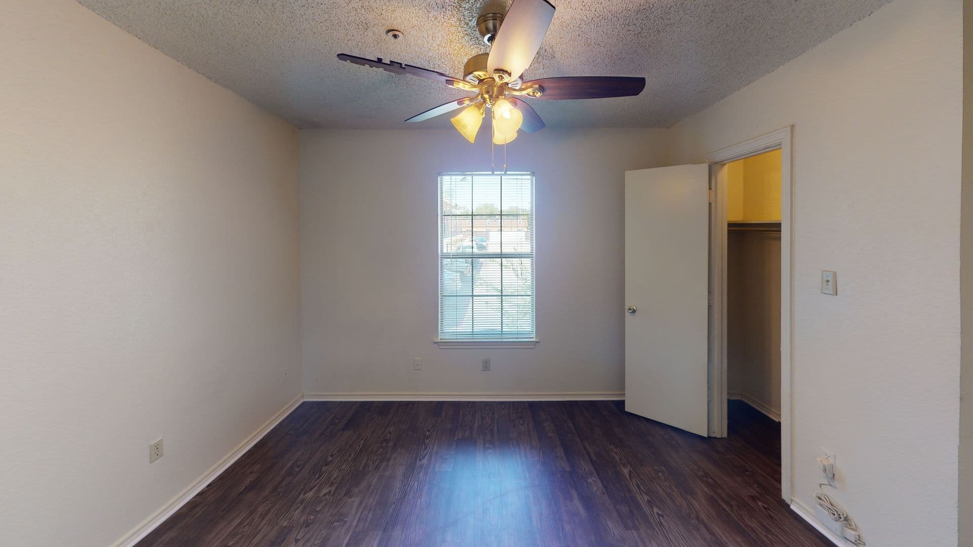 Denton Apartment: 918 Cleveland St