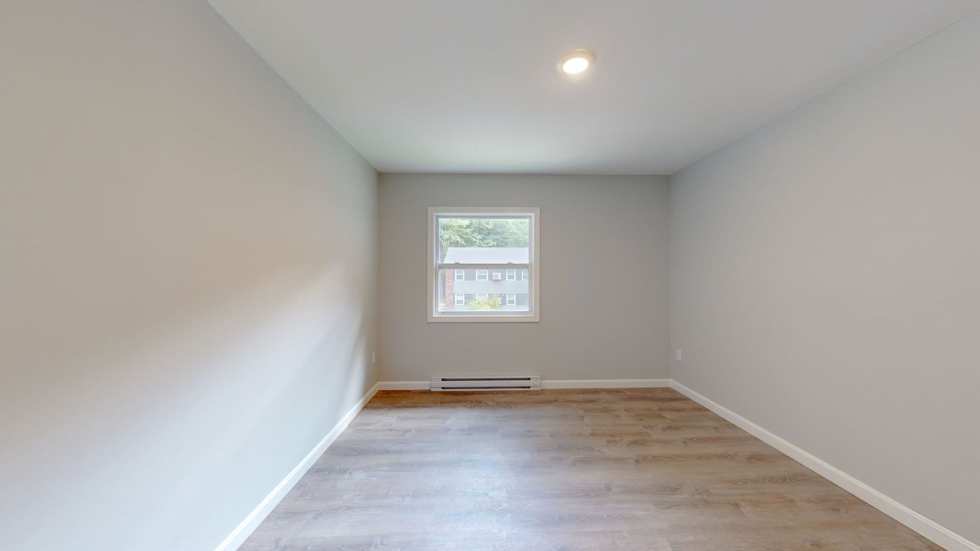 Springvale Apartment: 73 Barth Way
