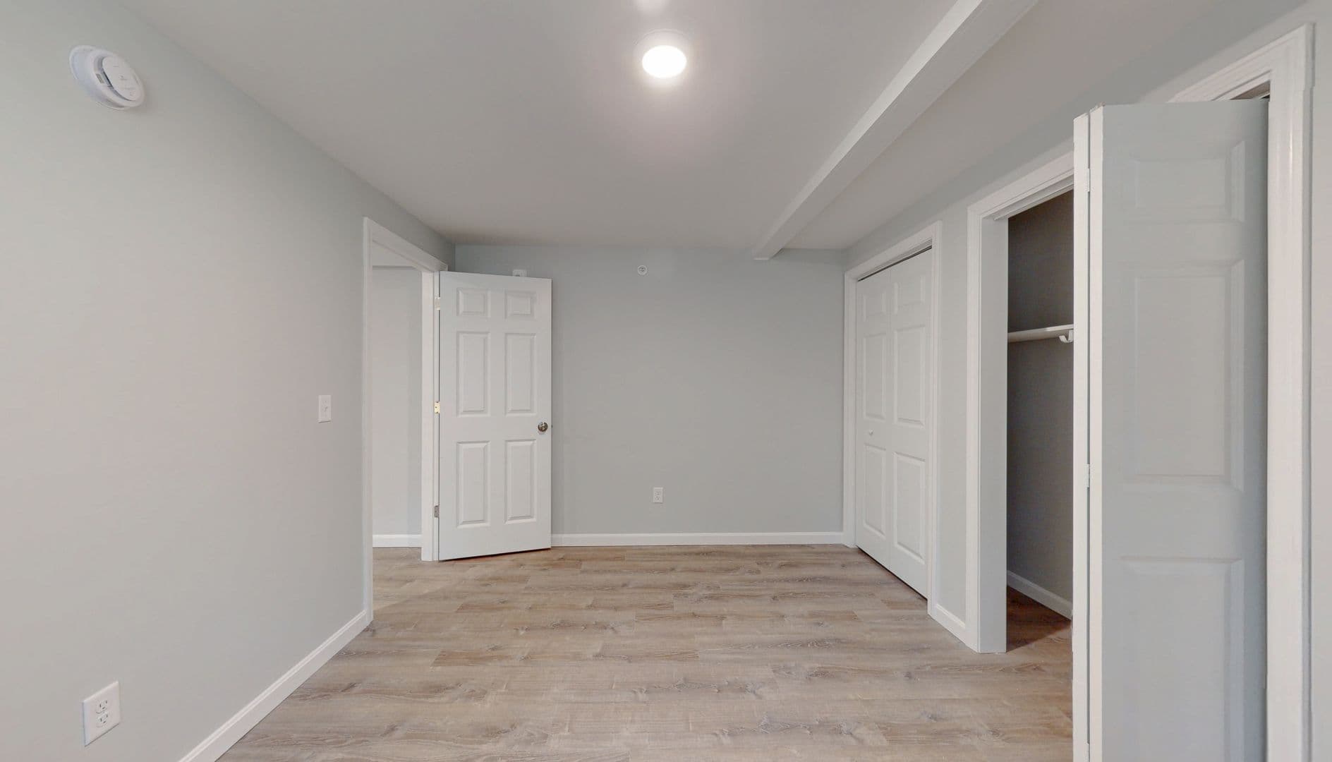 Springvale Apartment: 53 Barth Way