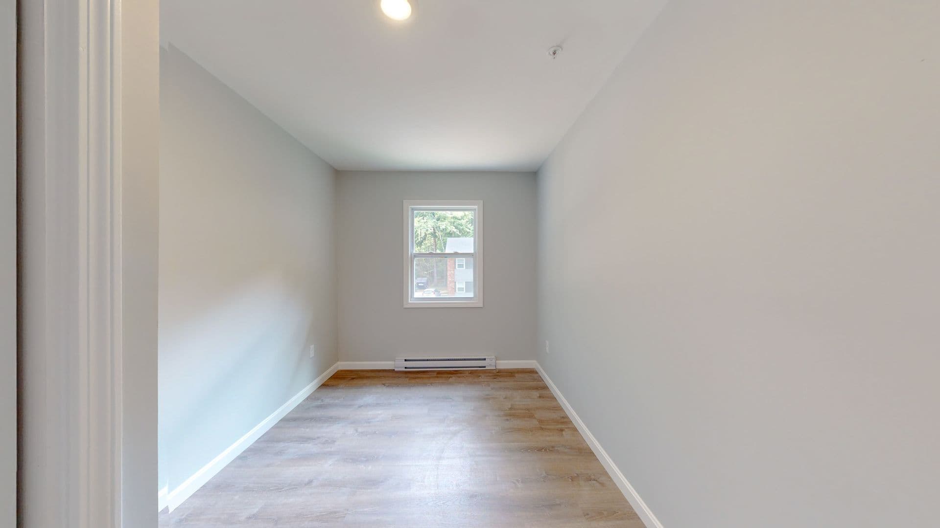 Springvale Apartment: 73 Barth Way