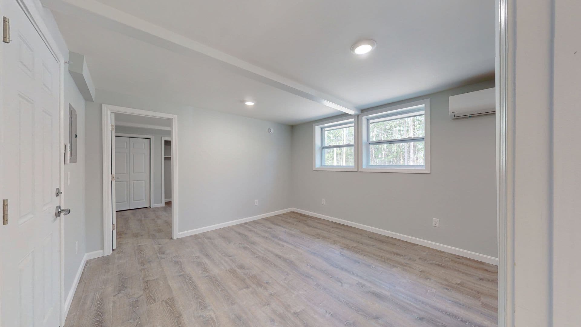 Springvale Apartment: 53 Barth Way