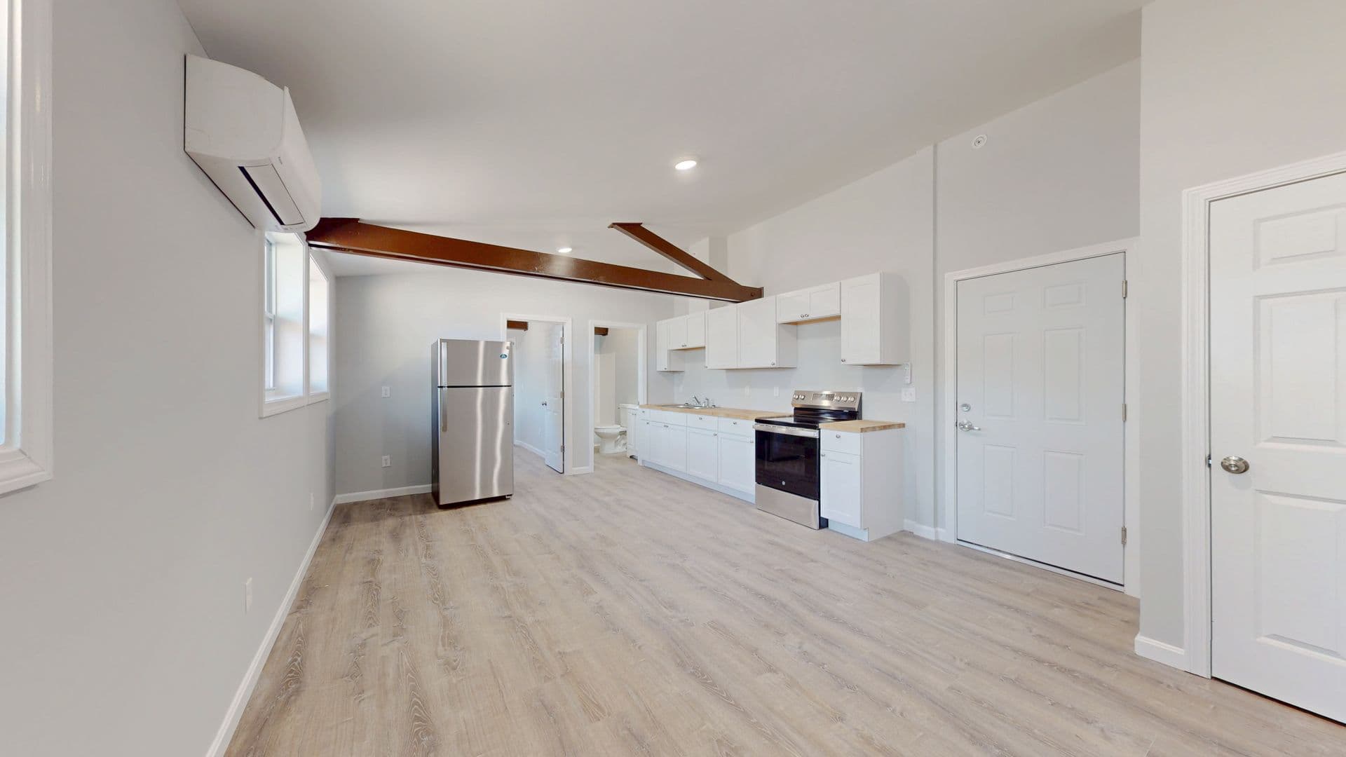 Springvale Apartment: 53 Barth Way