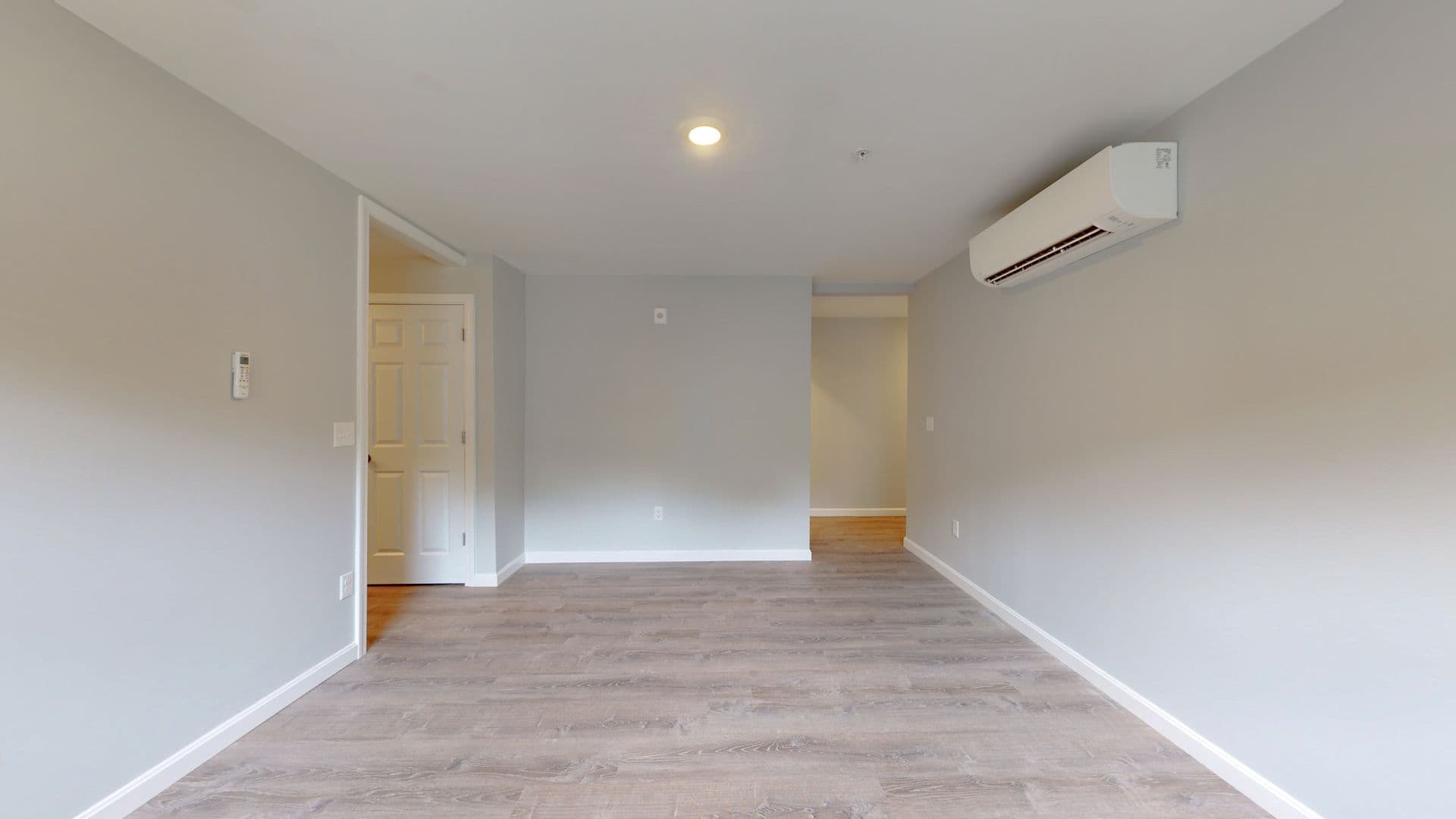 Springvale Apartment: 73 Barth Way