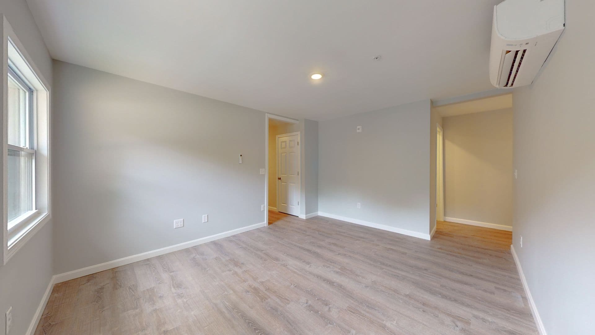 Springvale Apartment: 73 Barth Way