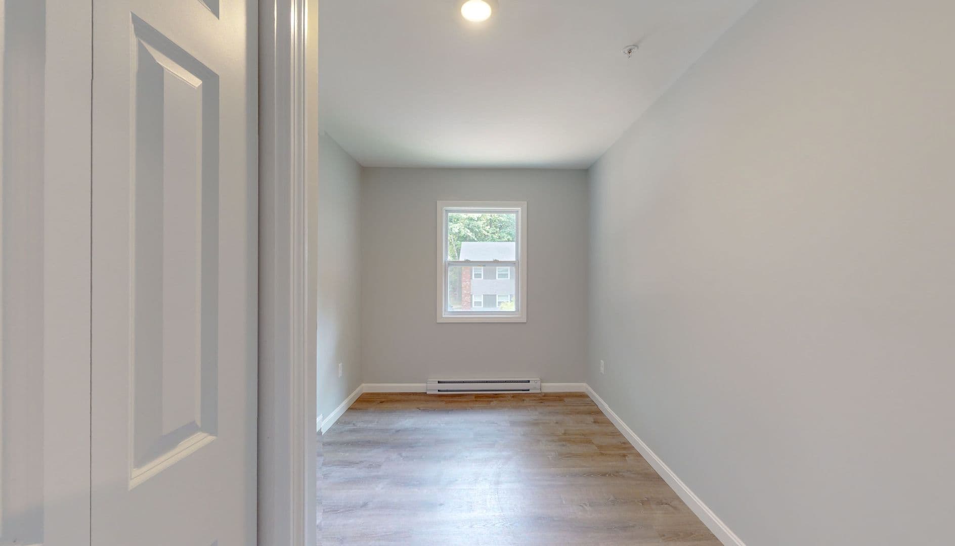 Springvale Apartment: 73 Barth Way
