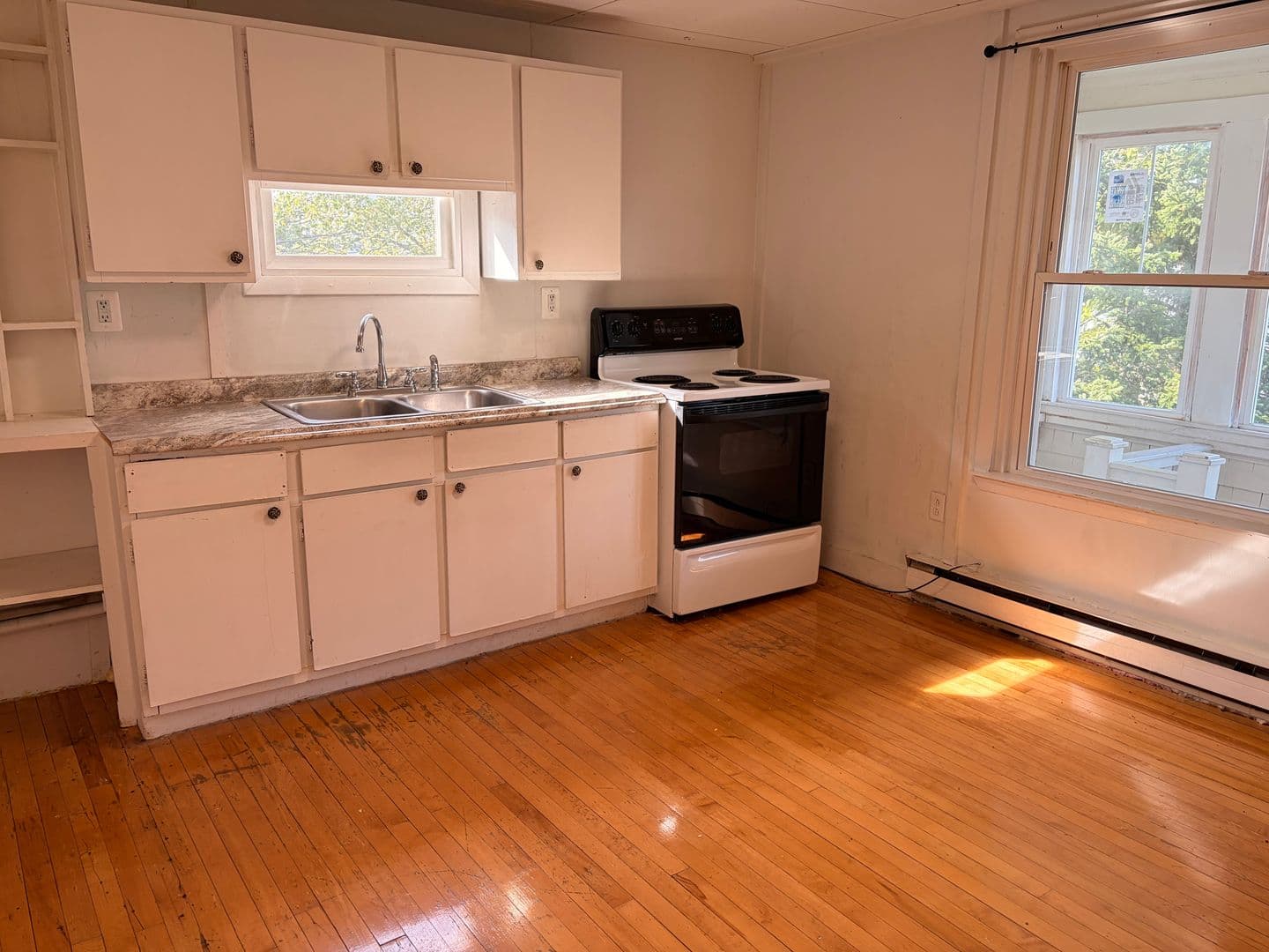 Brunswick Apartment: 91 Pleasant Street