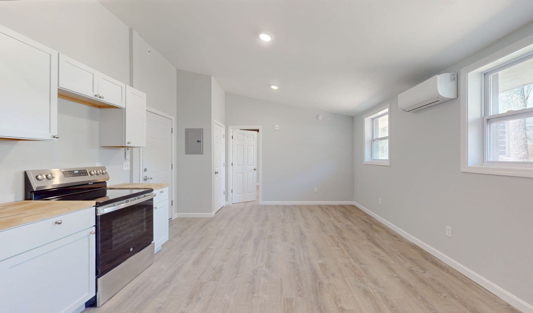 Springvale Apartment: 53 Barth Way