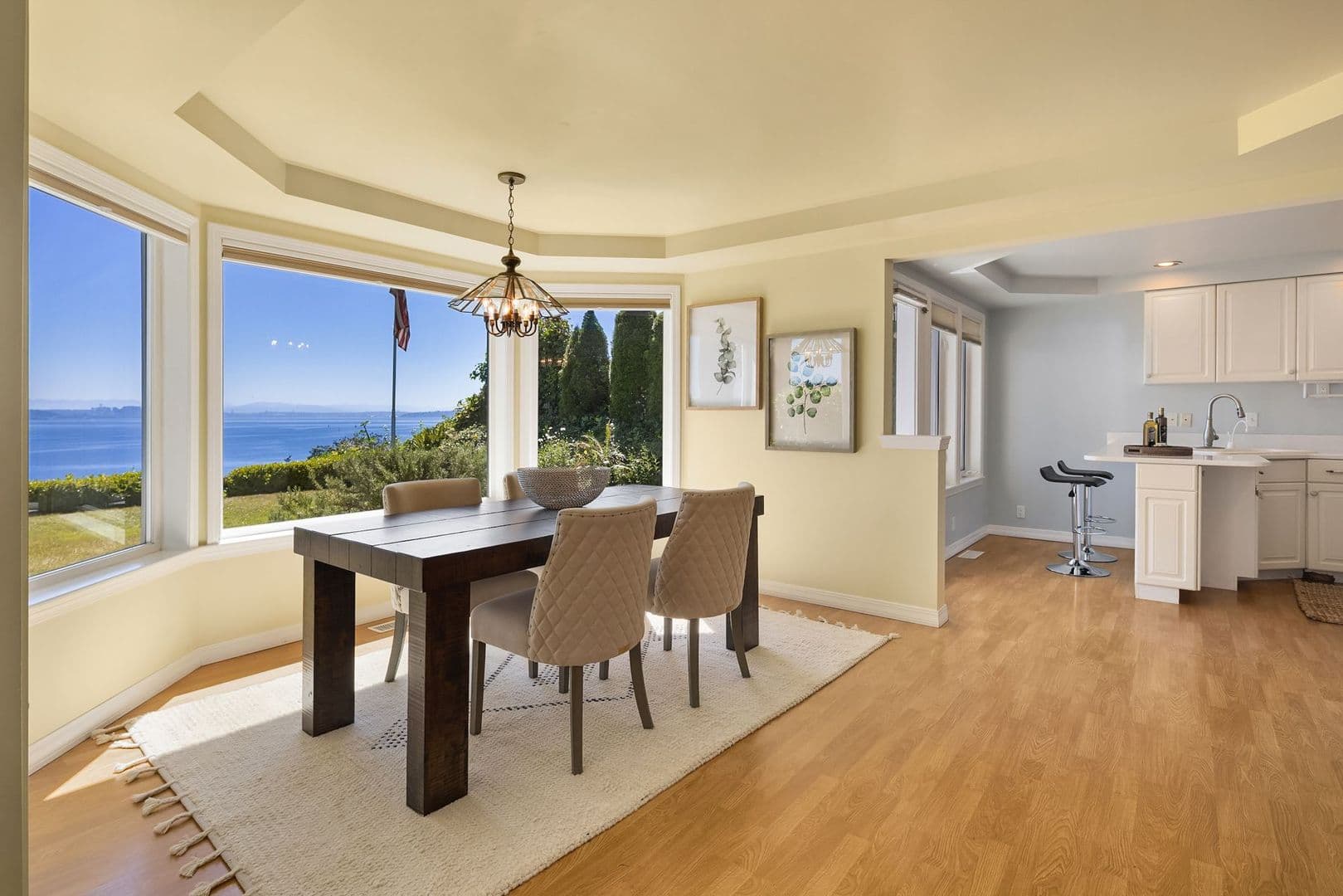 Bainbridge Island House: 8760 Grand Avenue NE