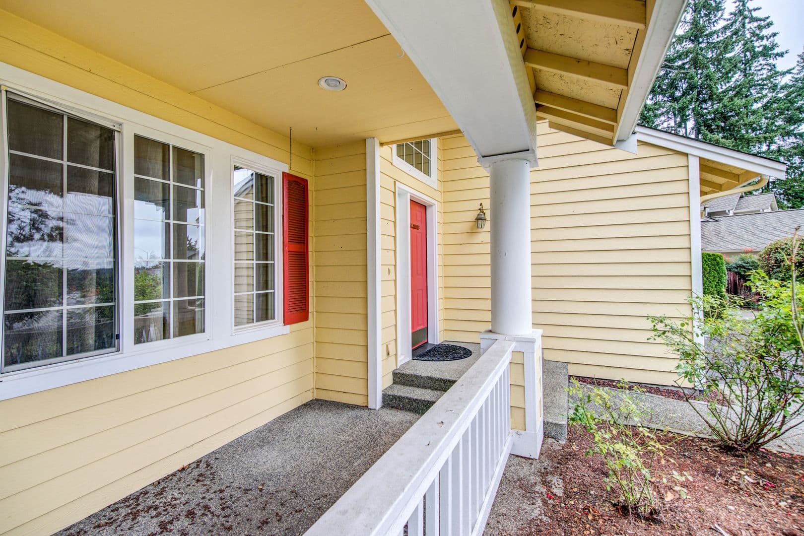 Silverdale House: 1124 NW Poppy Court