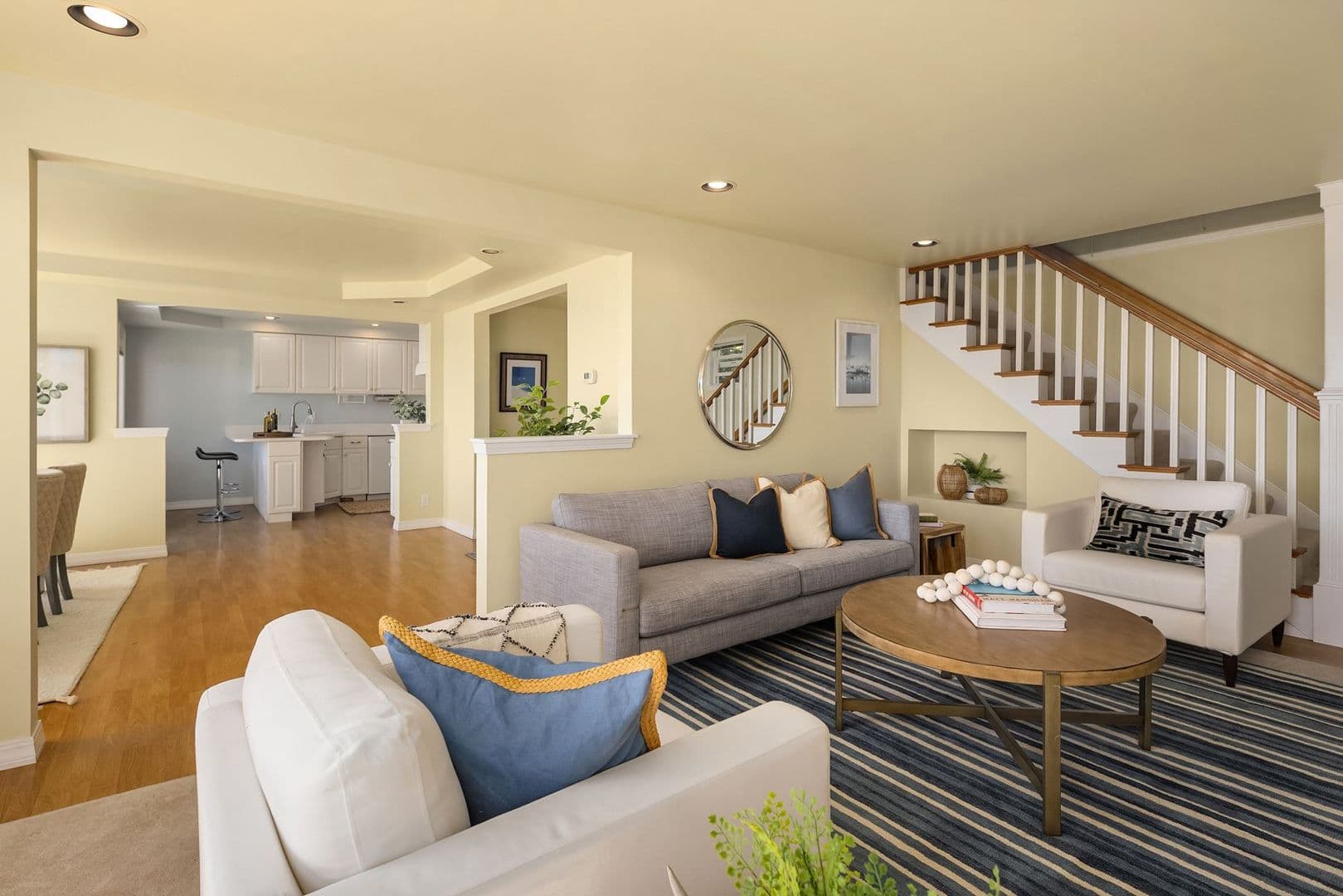 Bainbridge Island House: 8760 Grand Avenue NE
