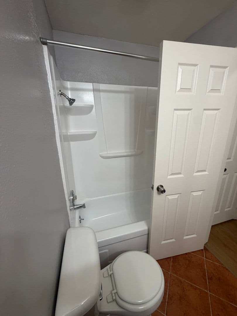 Sacramento Apartment: 1300-1310 Florin Road