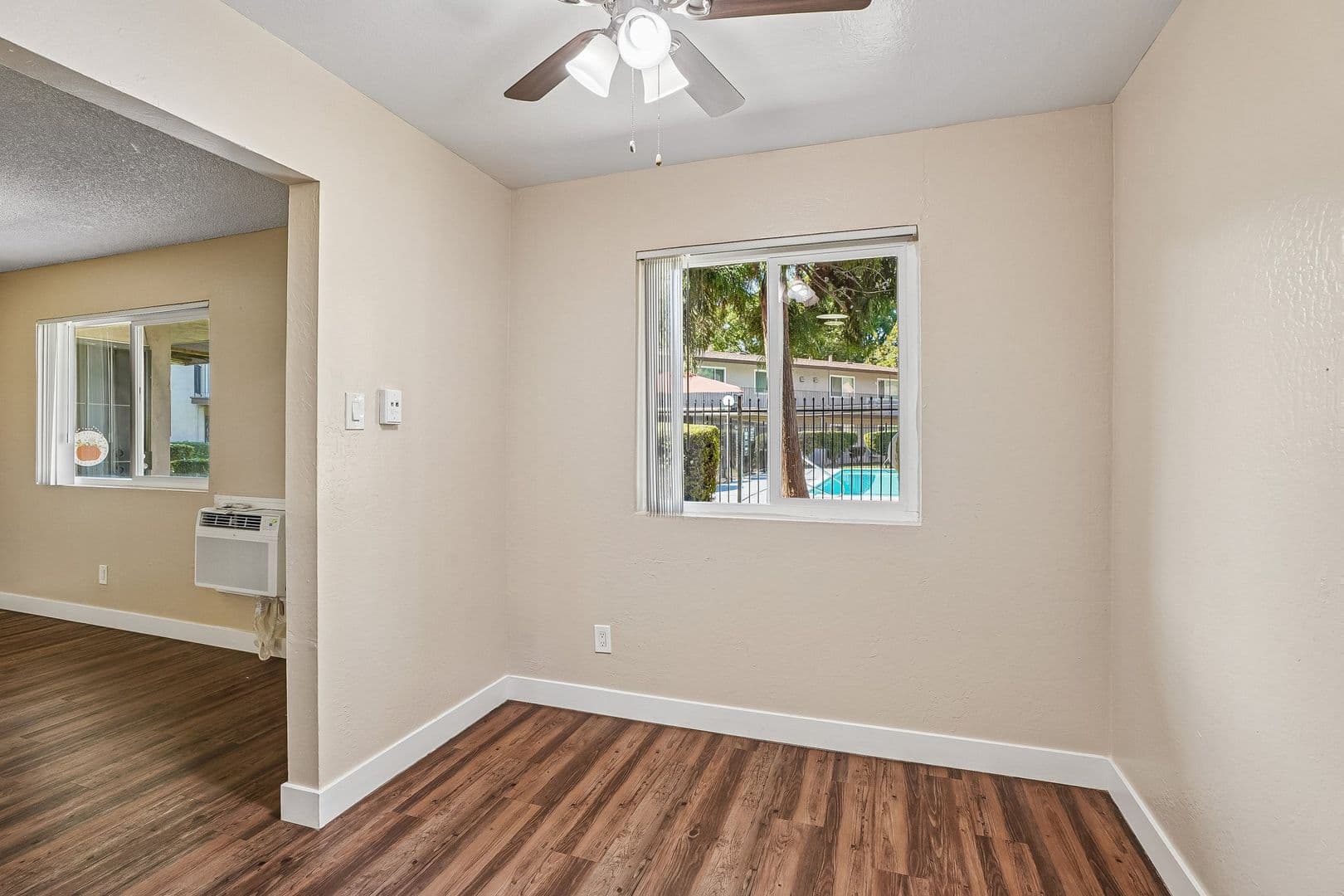 Sacramento Apartment: 5949 Lake Crest Way