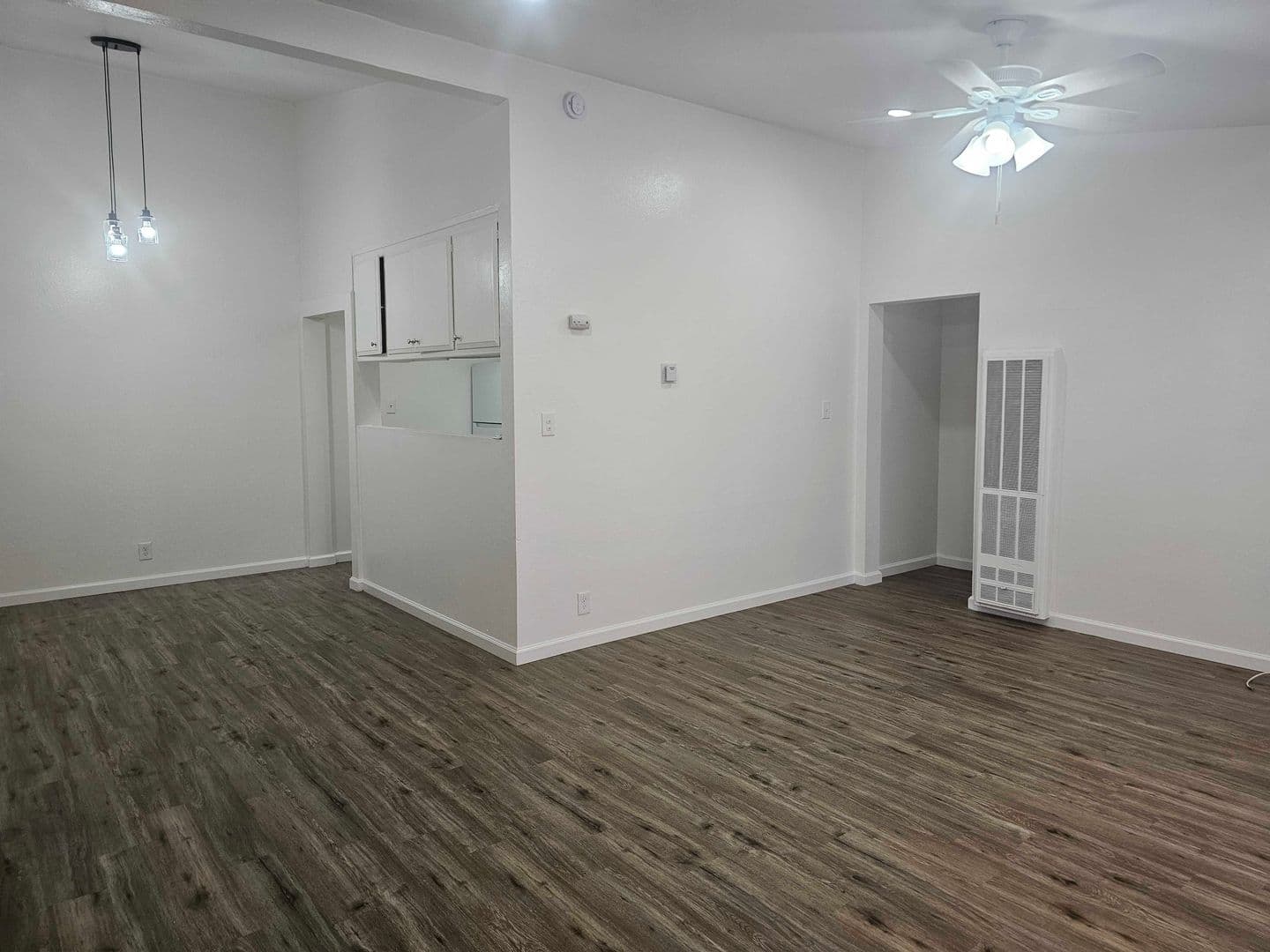 Sacramento Apartment: 6050 S. Land Park Drive