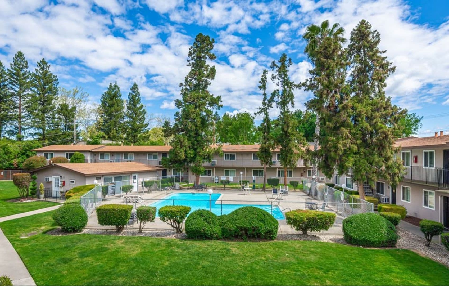 Sacramento Apartment: 5949 Lake Crest Way