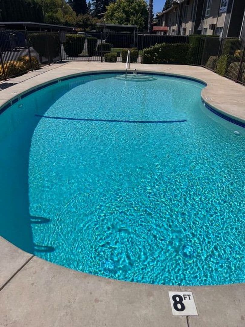 Sacramento Apartment: 1300-1310 Florin Road