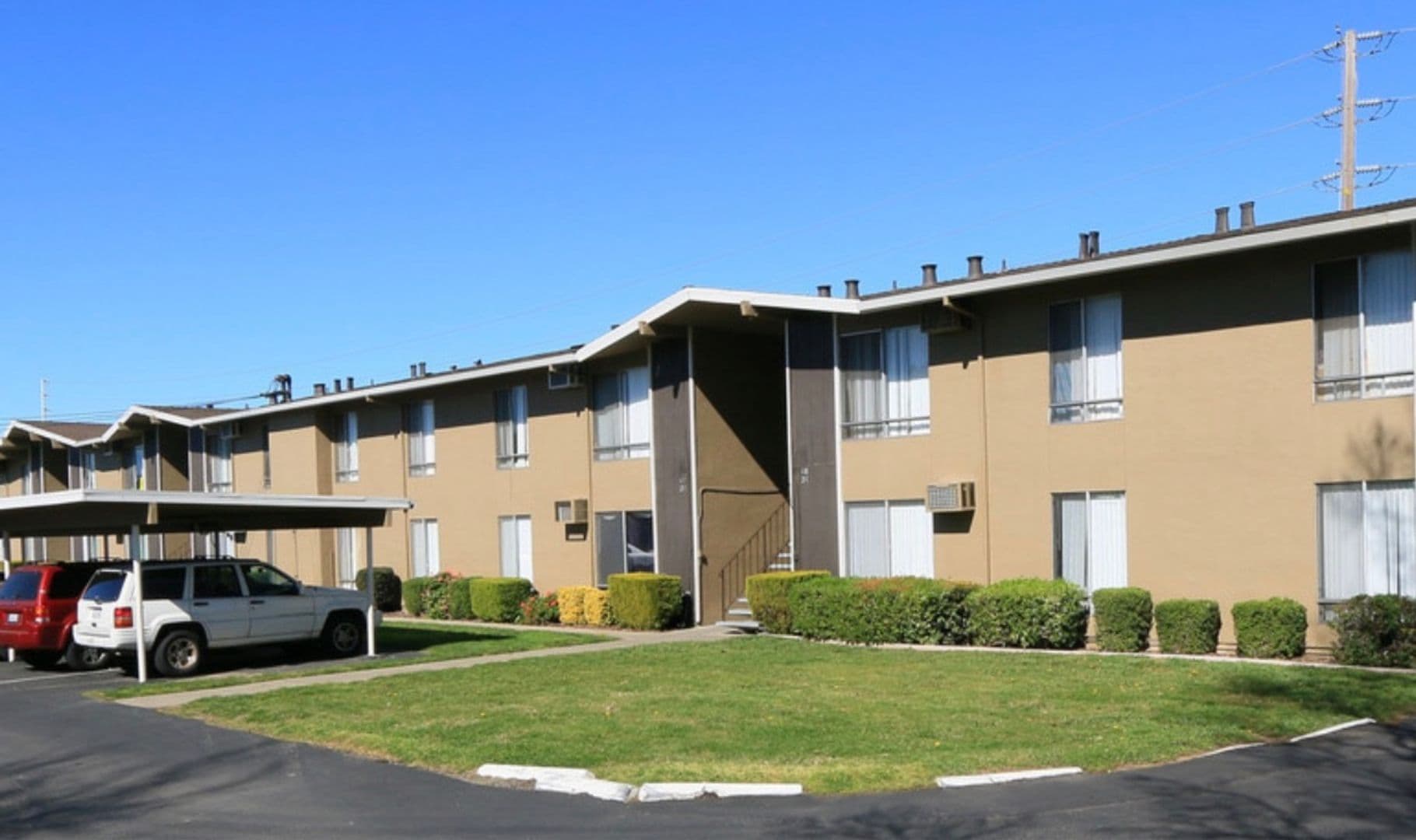 Sacramento Apartment: 1300-1310 Florin Road