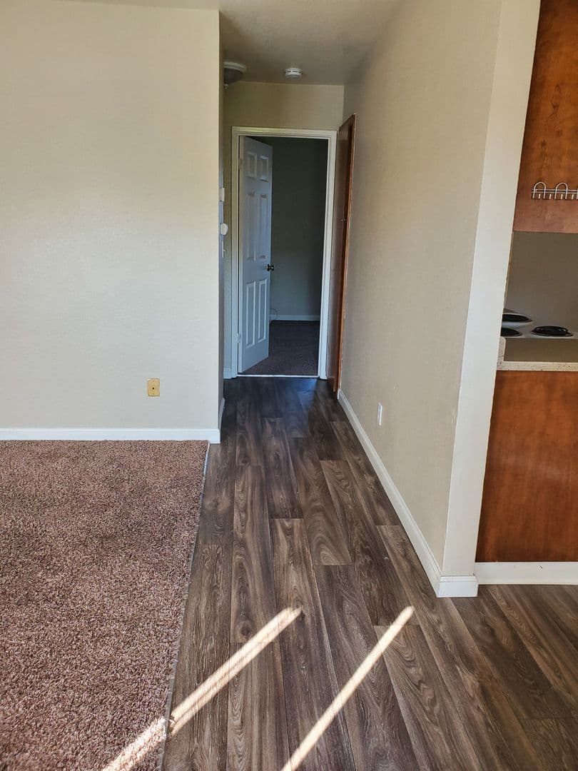 Winton Apartment: 7158 N Winton Way