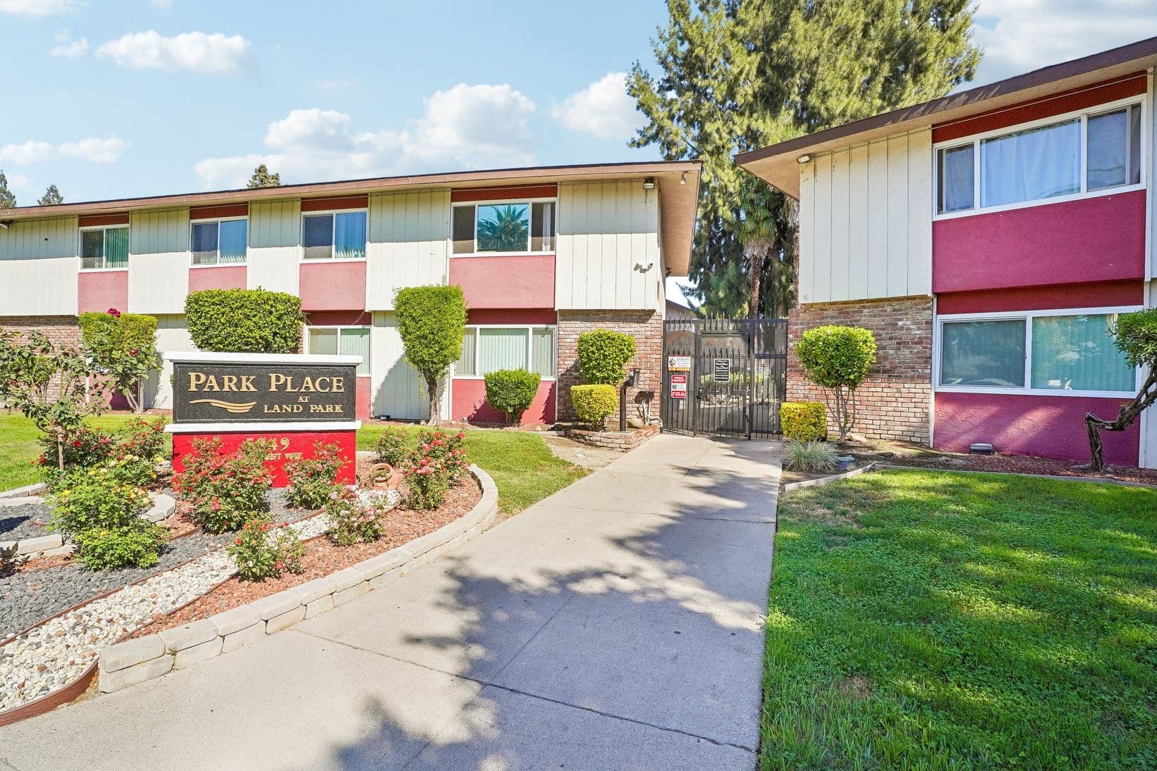 Sacramento Apartment: 5949 Lake Crest Way