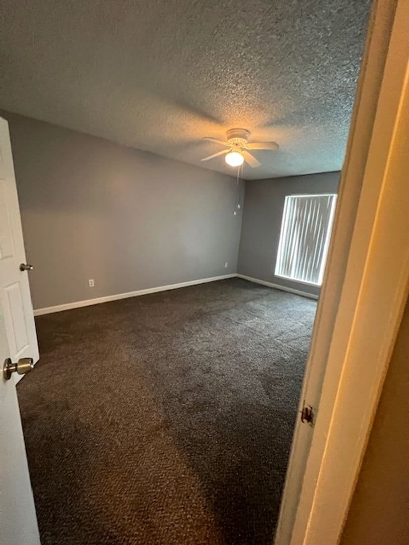 Sacramento Apartment: 1300-1310 Florin Road
